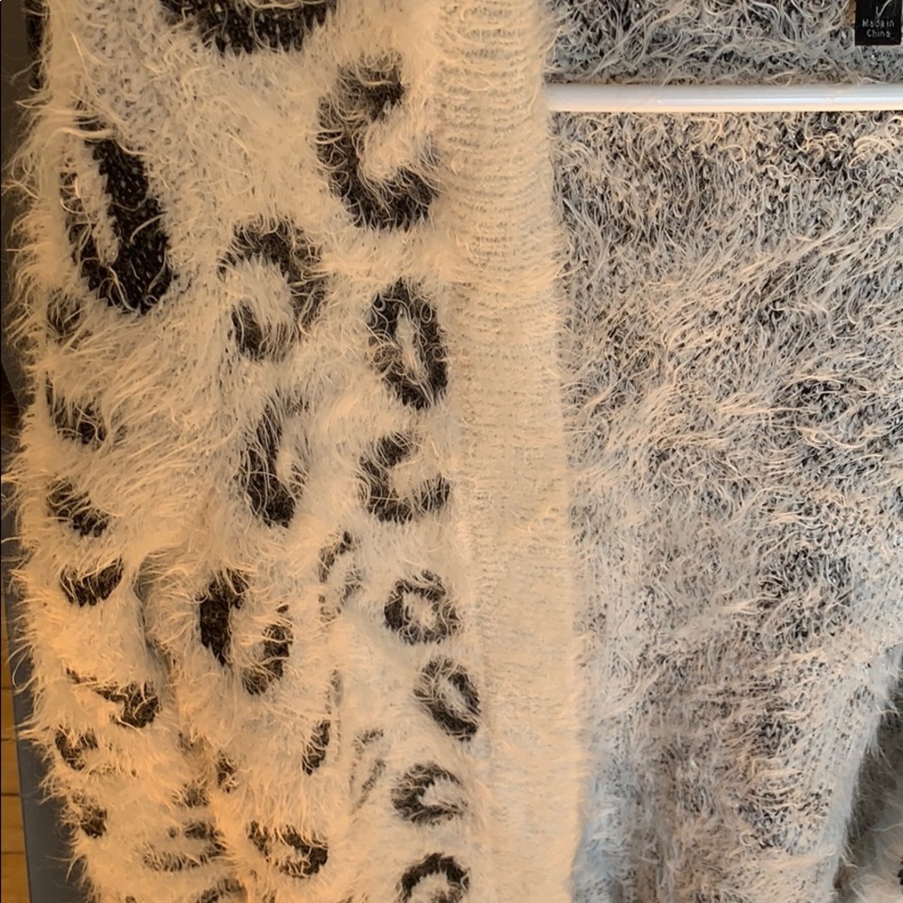 Cardigan - Picture 2 of 2
